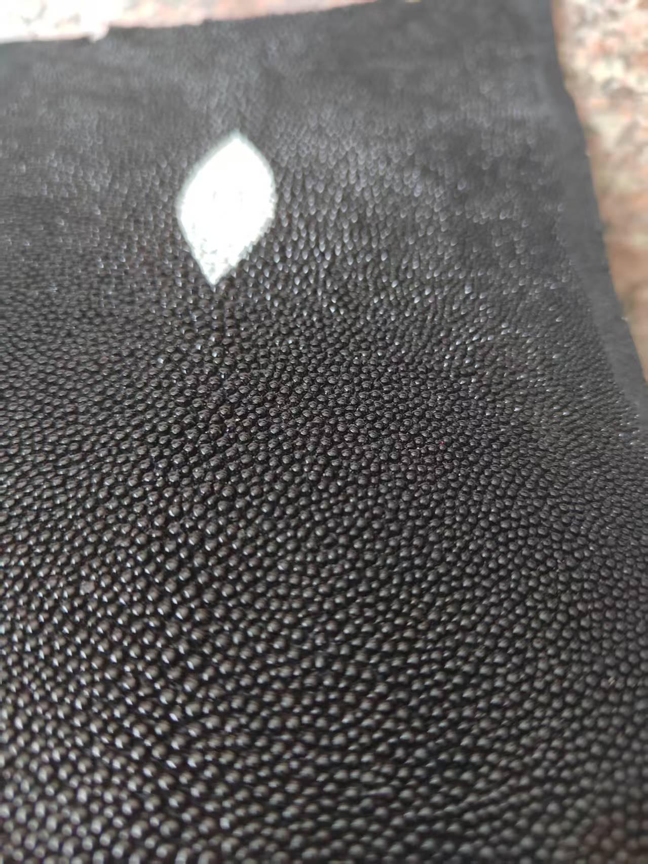 Black Non- Polished Stingray f - Leather Shoe Polish recension och pris